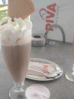 Eiskaffee Und Hundeeis