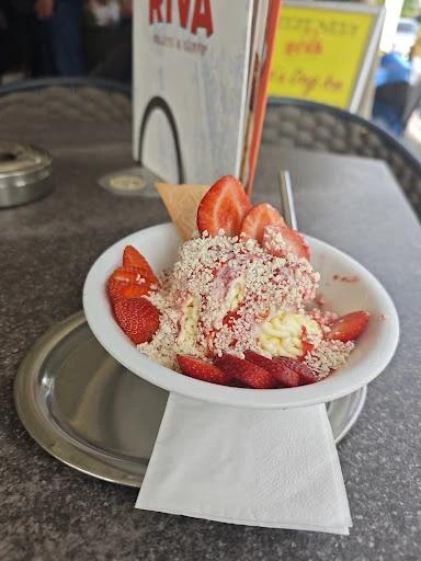Eiscafé Riva photo 6